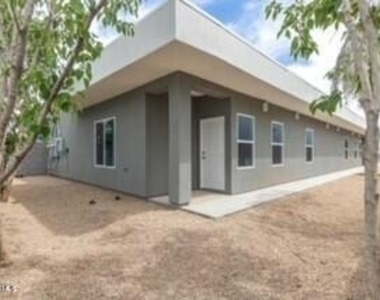 2336 E Harvard Street - Photo Thumbnail 1