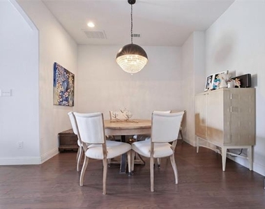 536 Inwood Street - Photo Thumbnail 2