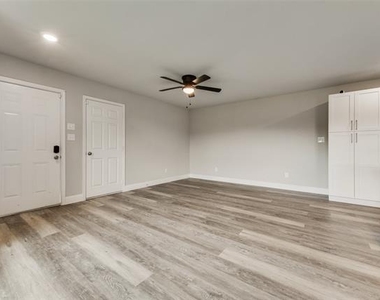 3153 Stag Road - Photo Thumbnail 2