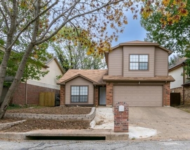 2239 Turf Club Drive - Photo Thumbnail 1