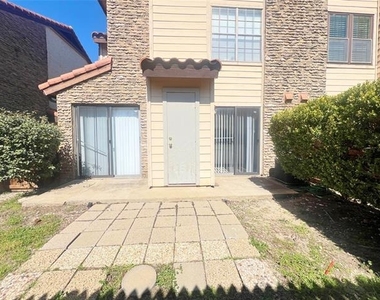 5626 Preston Oaks Road - Photo Thumbnail 7
