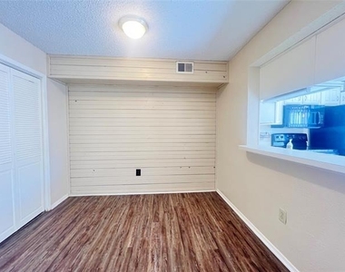 5626 Preston Oaks Road - Photo Thumbnail 3