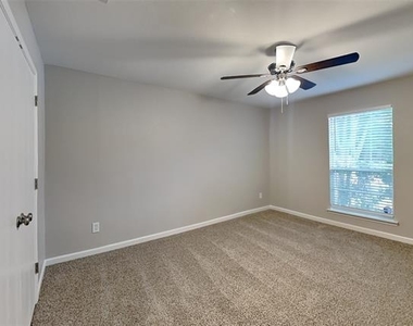 10469 Winding Passage Way - Photo Thumbnail 13