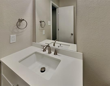 10469 Winding Passage Way - Photo Thumbnail 14