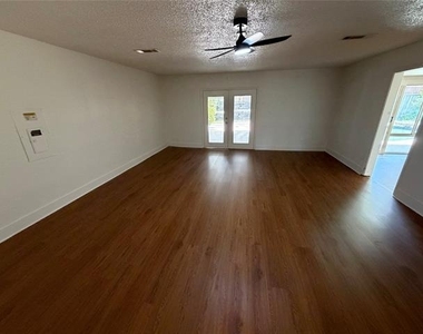4909 Van Ness Street - Photo Thumbnail 12