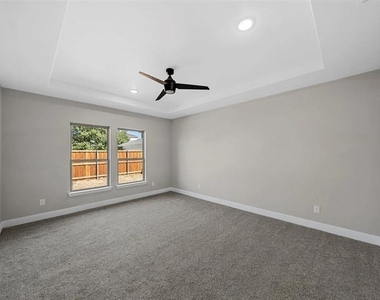 1063 Lake Trail Drive - Photo Thumbnail 23