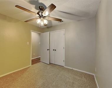 124 Stanford - Photo Thumbnail 12