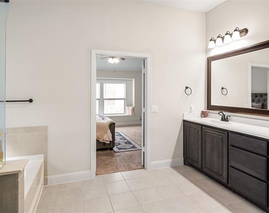 1514 Nighthawk Lane - Photo Thumbnail 17
