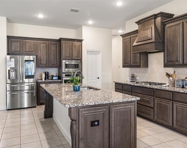 1514 Nighthawk Lane - Photo Thumbnail 9