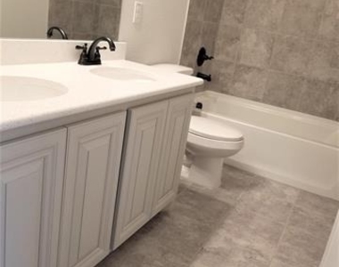 2113 Burke Drive - Photo Thumbnail 9