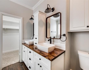2569 Pinnacle Point Drive - Photo Thumbnail 27