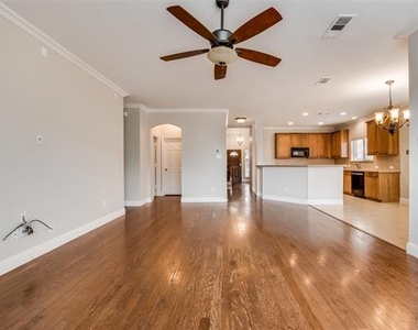 2569 Pinnacle Point Drive - Photo Thumbnail 9