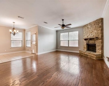2569 Pinnacle Point Drive - Photo Thumbnail 7