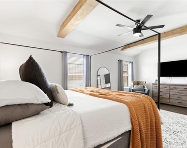 1224 Hutchings Court - Photo Thumbnail 13
