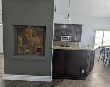 650 W Kent Place - Photo Thumbnail 26