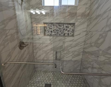 650 W Kent Place - Photo Thumbnail 24