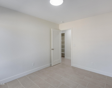 6934 W Mclellan Road - Photo Thumbnail 24