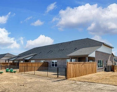 4028 Lecroy Court - Photo Thumbnail 33