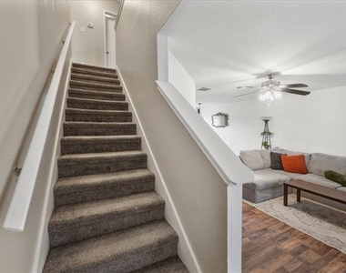 6913 Planters Row Drive - Photo Thumbnail 11