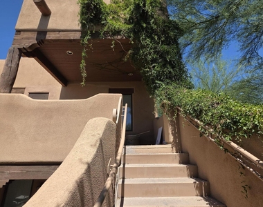 16715 E Parkview Avenue - Photo Thumbnail 1