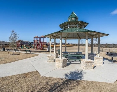 639 Arlington Park Court - Photo Thumbnail 30
