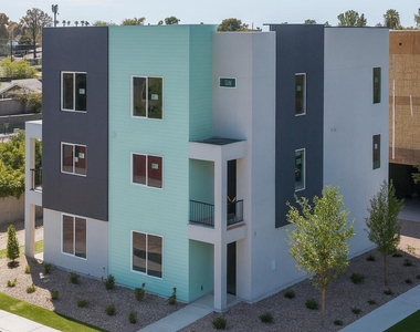 2601 E Clarendon Avenue - Photo Thumbnail 1