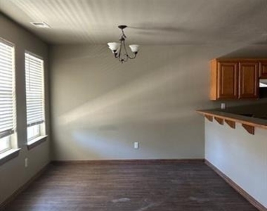10915 Shady Oaks Drive - Photo Thumbnail 3
