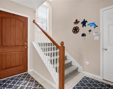 2018 Azure Pointe - Photo Thumbnail 5