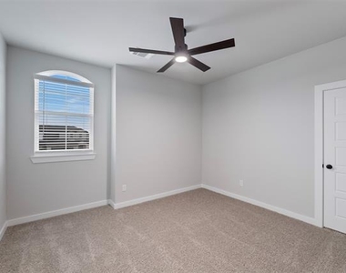 4267 Clovis Court - Photo Thumbnail 18