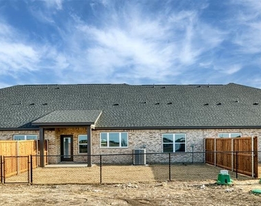 4267 Clovis Court - Photo Thumbnail 23