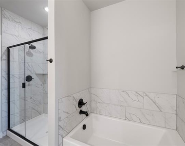 4267 Clovis Court - Photo Thumbnail 9