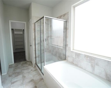 4005 Indian Paintbrush Lane - Photo Thumbnail 15