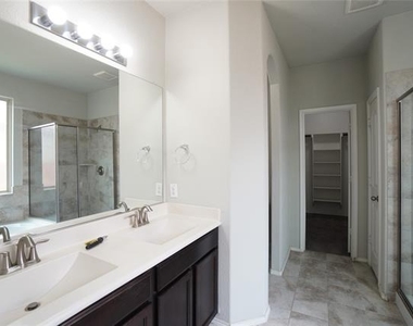 4005 Indian Paintbrush Lane - Photo Thumbnail 16