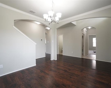 4005 Indian Paintbrush Lane - Photo Thumbnail 3