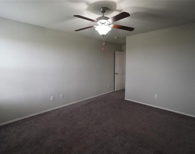 4005 Indian Paintbrush Lane - Photo Thumbnail 20