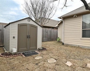 660 Payton Way - Photo Thumbnail 38
