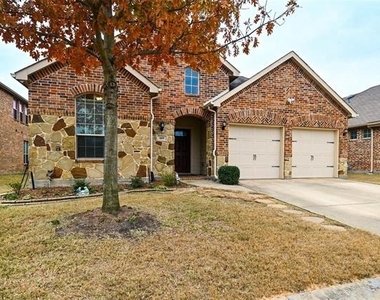 660 Payton Way - Photo Thumbnail 39