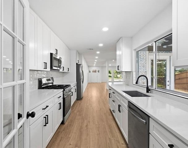 1952 Rambling Ridge Lane - Photo Thumbnail 9