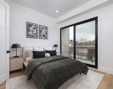 3053 Wycliff Avenue - Photo Thumbnail 20