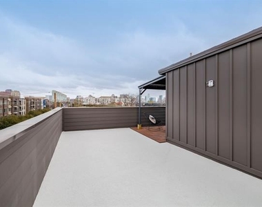 3053 Wycliff Avenue - Photo Thumbnail 32