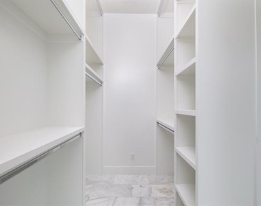 3053 Wycliff Avenue - Photo Thumbnail 26