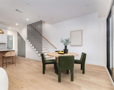 3053 Wycliff Avenue - Photo Thumbnail 13