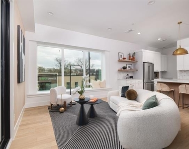 3053 Wycliff Avenue - Photo Thumbnail 15