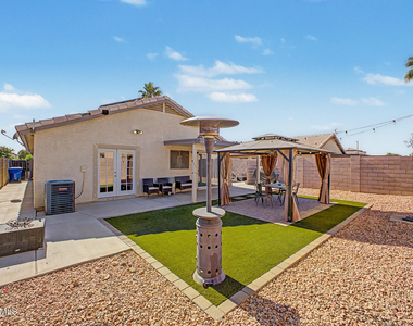 3819 N 106th Avenue - Photo Thumbnail 22