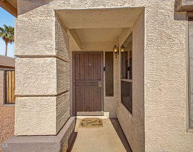 3819 N 106th Avenue - Photo Thumbnail 4
