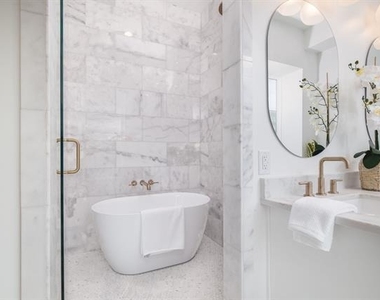 3053 Wycliff Avenue - Photo Thumbnail 25