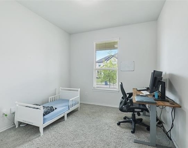 1704 Emilia Drive - Photo Thumbnail 12