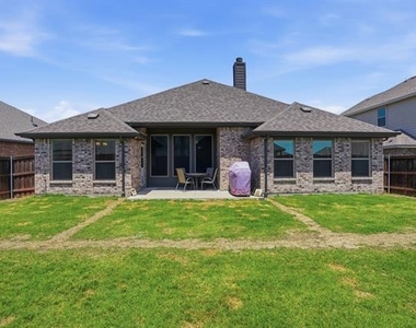 820 Boomer Lane - Photo Thumbnail 25