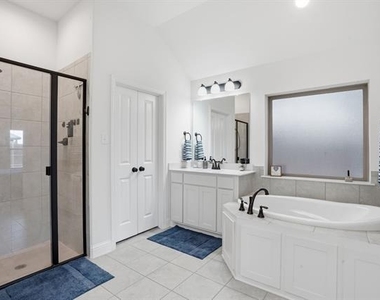 820 Boomer Lane - Photo Thumbnail 18