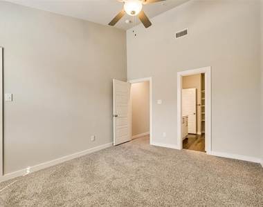663 Wheatfield Drive - Photo Thumbnail 14